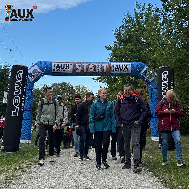 AUXburg wandert